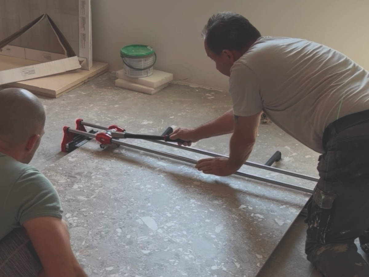 Ceppo tegels leggen van 120 × 120 cm: zo pakten wij het aan!